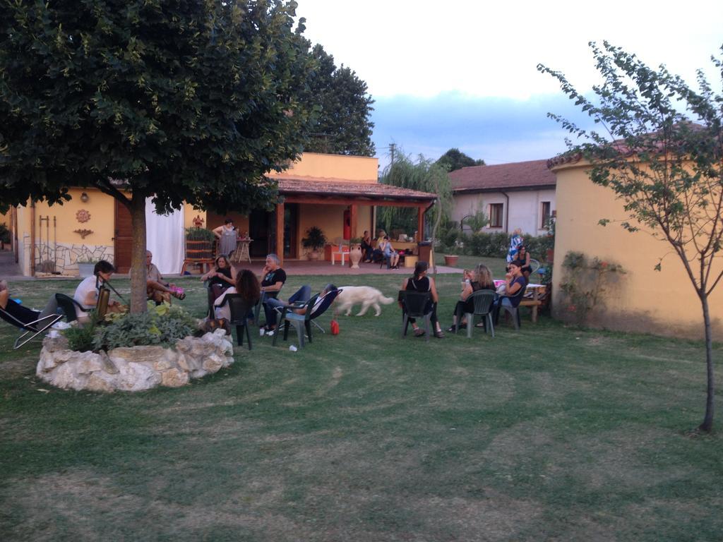 La Vecchia Stalla B&B นาร์นี ภายนอก รูปภาพ