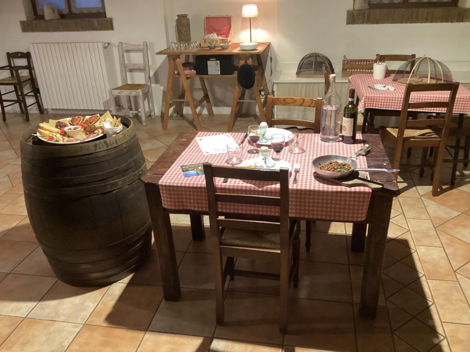 La Vecchia Stalla B&B นาร์นี ภายนอก รูปภาพ