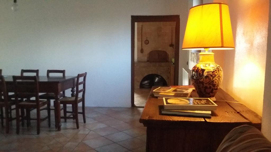 La Vecchia Stalla B&B นาร์นี ภายนอก รูปภาพ