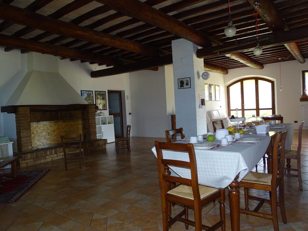 La Vecchia Stalla B&B นาร์นี ภายนอก รูปภาพ
