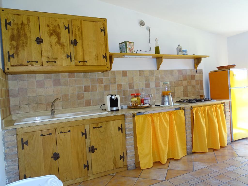 La Vecchia Stalla B&B นาร์นี ภายนอก รูปภาพ
