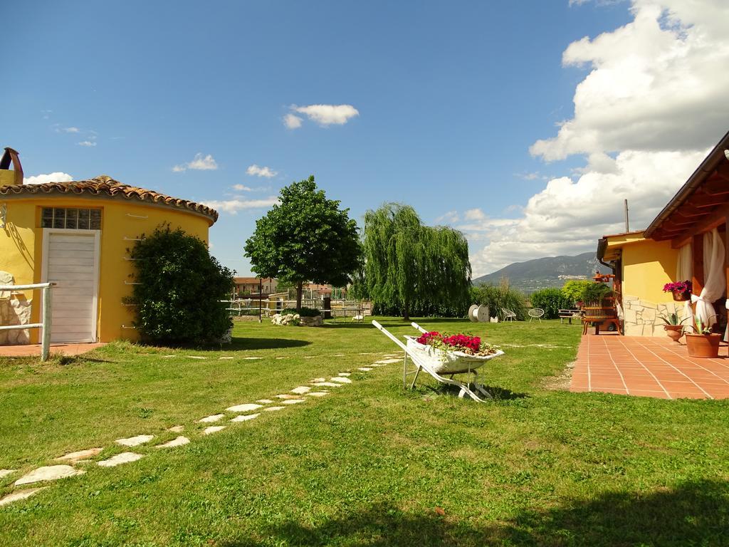 La Vecchia Stalla B&B นาร์นี ภายนอก รูปภาพ