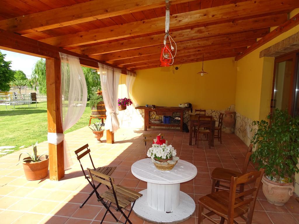 La Vecchia Stalla B&B นาร์นี ภายนอก รูปภาพ