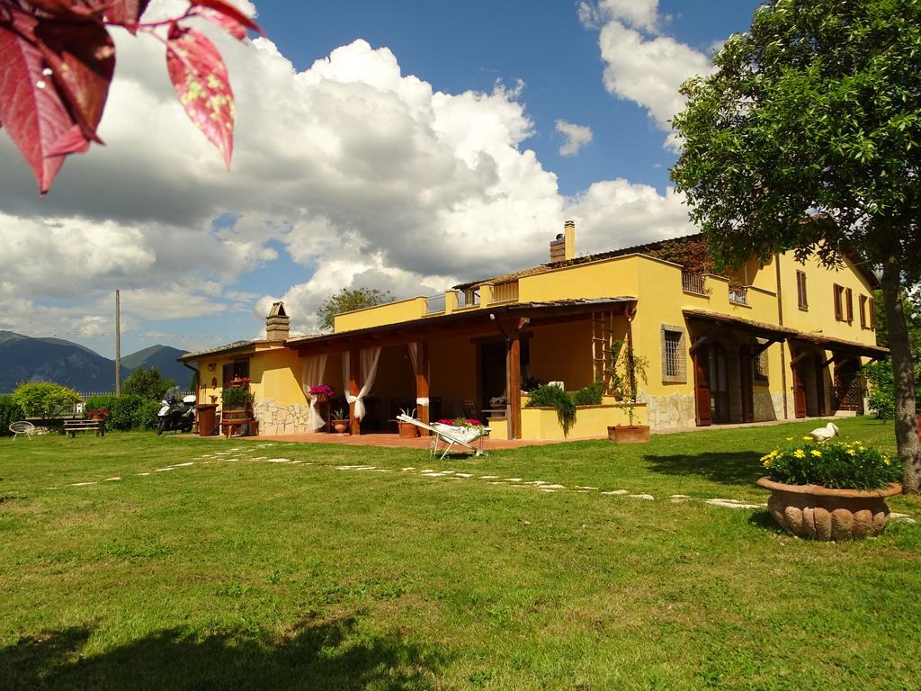 La Vecchia Stalla B&B นาร์นี ภายนอก รูปภาพ